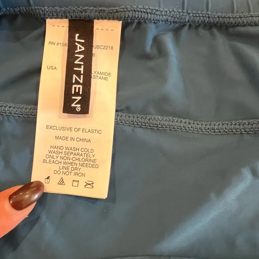 Jantzen Women's Size 16 Rockin' Moroccan Swim Cover Up Skirt NWT